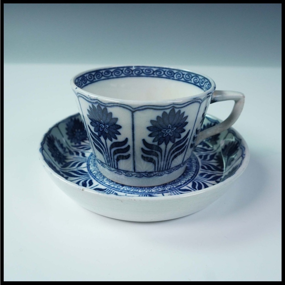Antique Arita/Seto Export Porcelain Floral Panel Motif Cup & Saucer